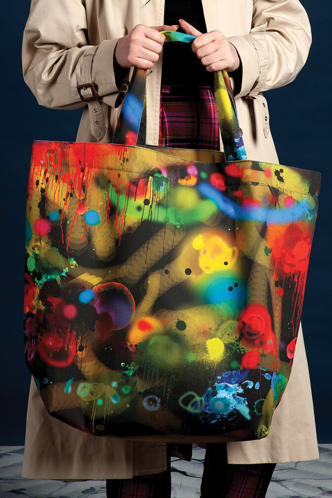 Graffiti All Over Shopper Bag / image 3