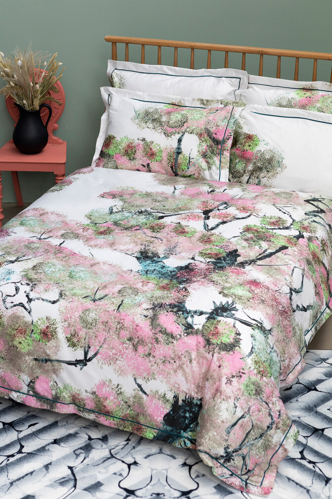 Pinyin Tree Duvet Set / image 3