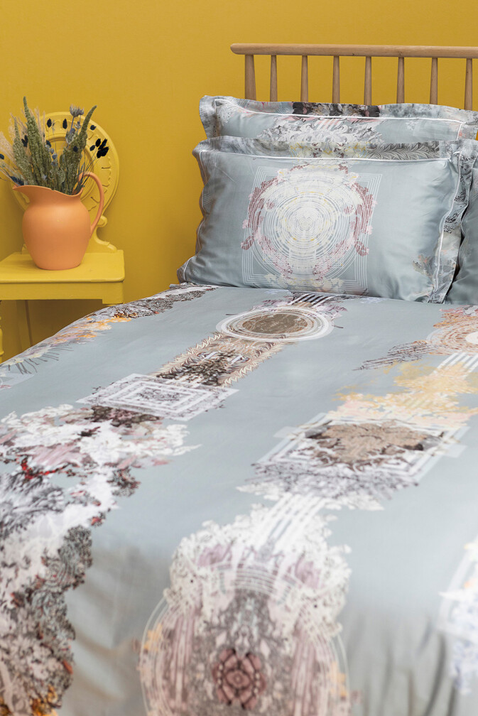 Totem Damask Duvet Set / image 3